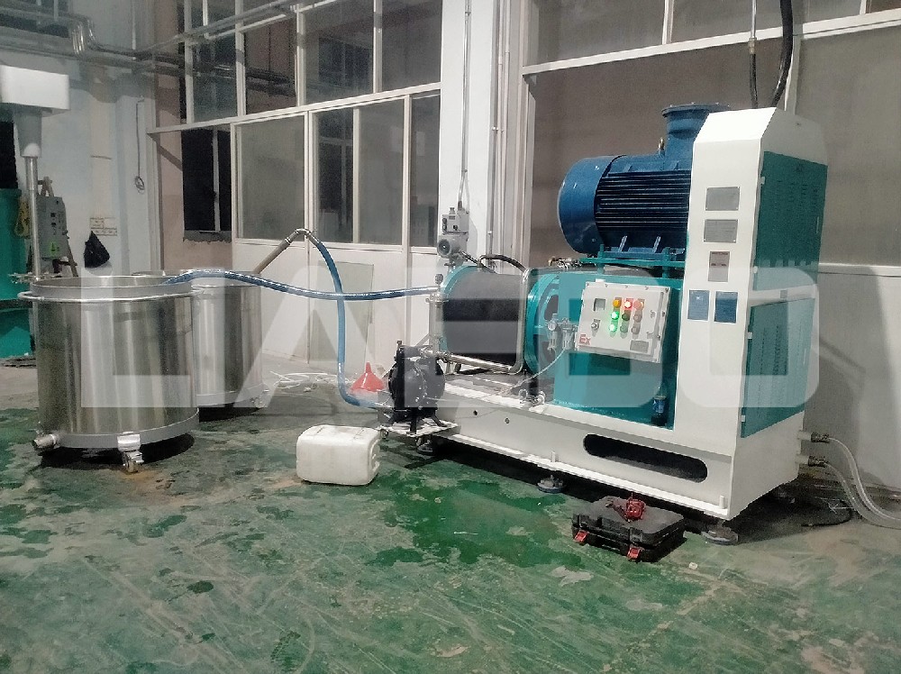 廣東某新材料企業(yè)100L砂磨機調(diào)試成功